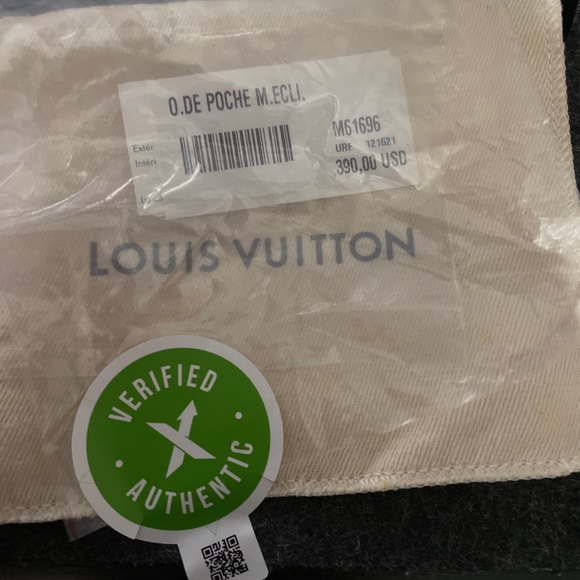 LV Pocket Organizer - Monogram Eclipse Canvas M61696 - Picture 5 of 6